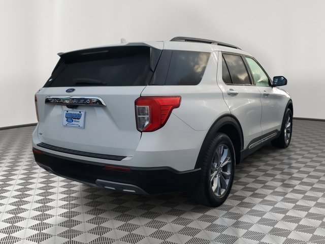 Certified 2023 Ford Explorer XLT w/ Equipment Group 202A image 4