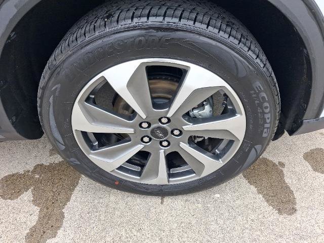 Certified 2025 Ford Escape Platinum AWD/4WD image 9