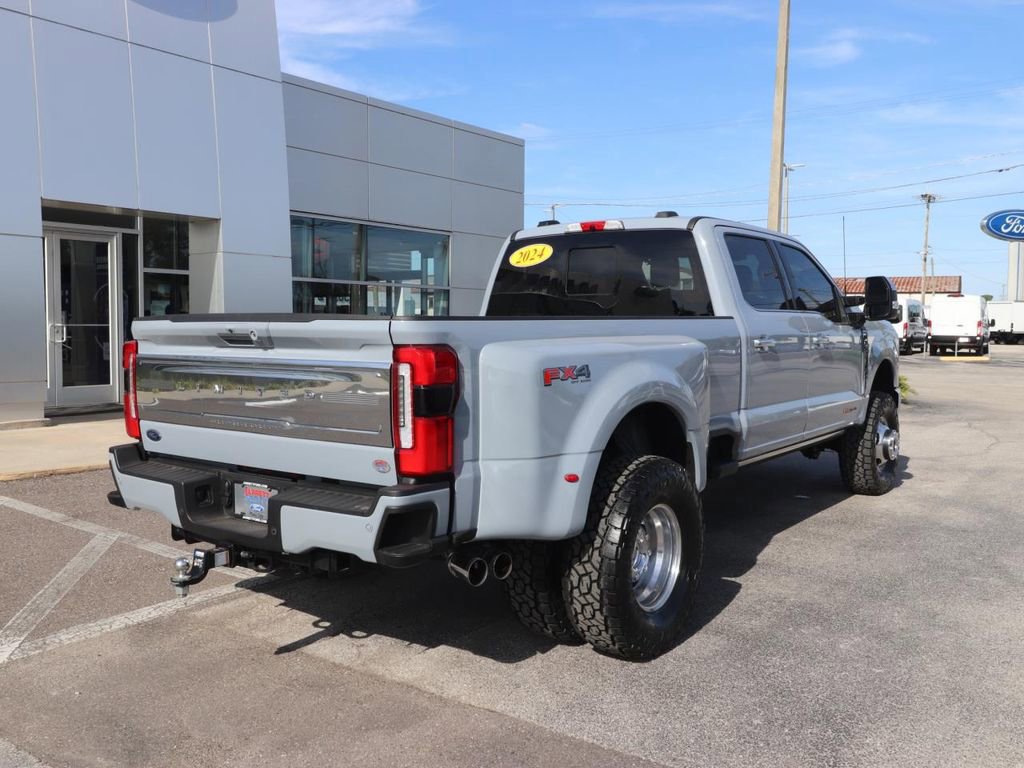 Certified 2024 Ford F350 Limited w/ FX4 Off-Road Package image 5