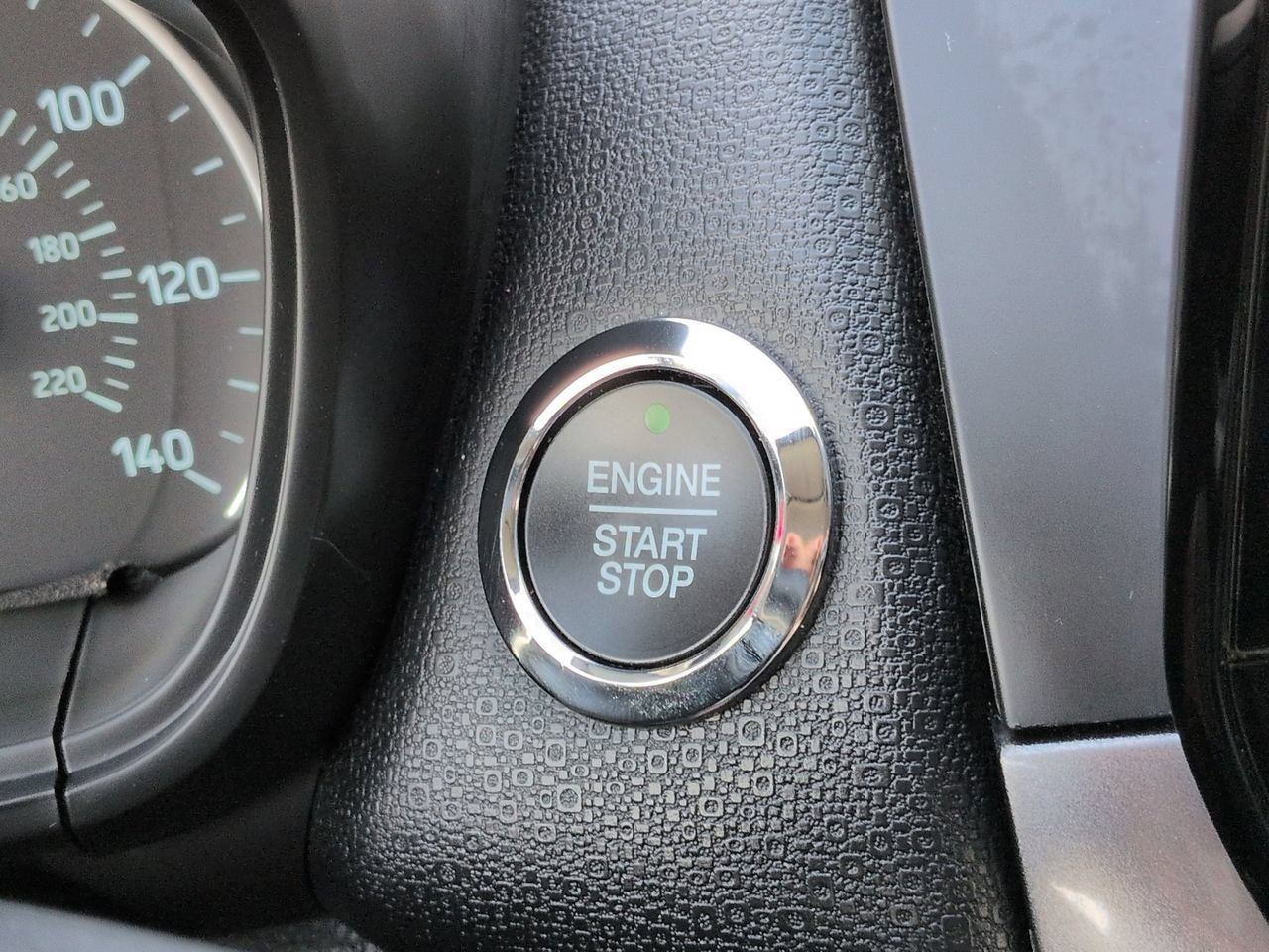 Certified 2021 Ford EcoSport SE FWD image 28