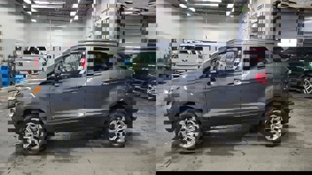 Certified 2022 Ford EcoSport SE image 2