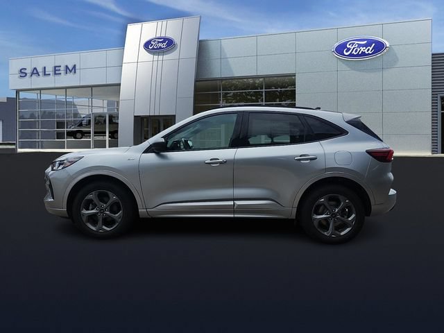 Certified 2023 Ford Escape ST-Line AWD/4WD image 5