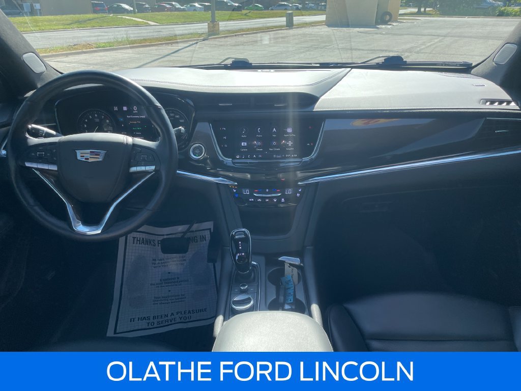 Used 2022 Cadillac XT6 Premium Luxury w/ Platinum Package AWD/4WD image 23