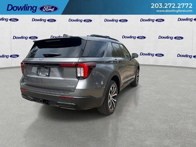 Certified 2025 Ford Explorer ST-Line AWD/4WD image 8
