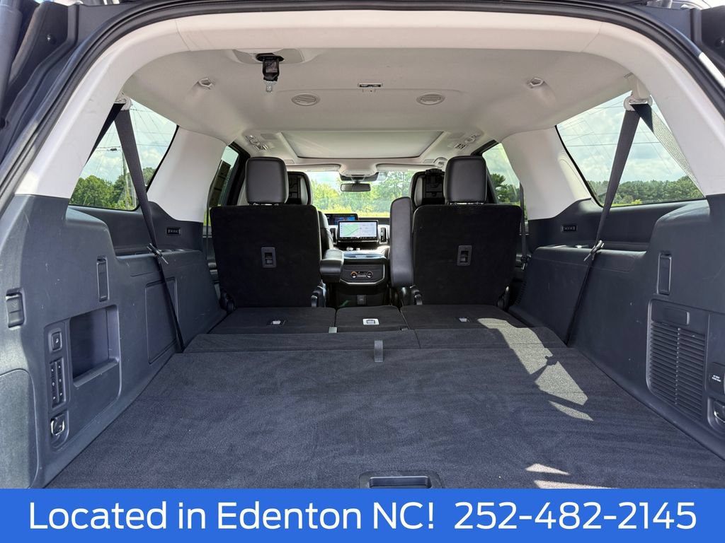 Certified 2026 Ford Expedition Max Platinum w/ Driver's Package AWD/4WD image 27