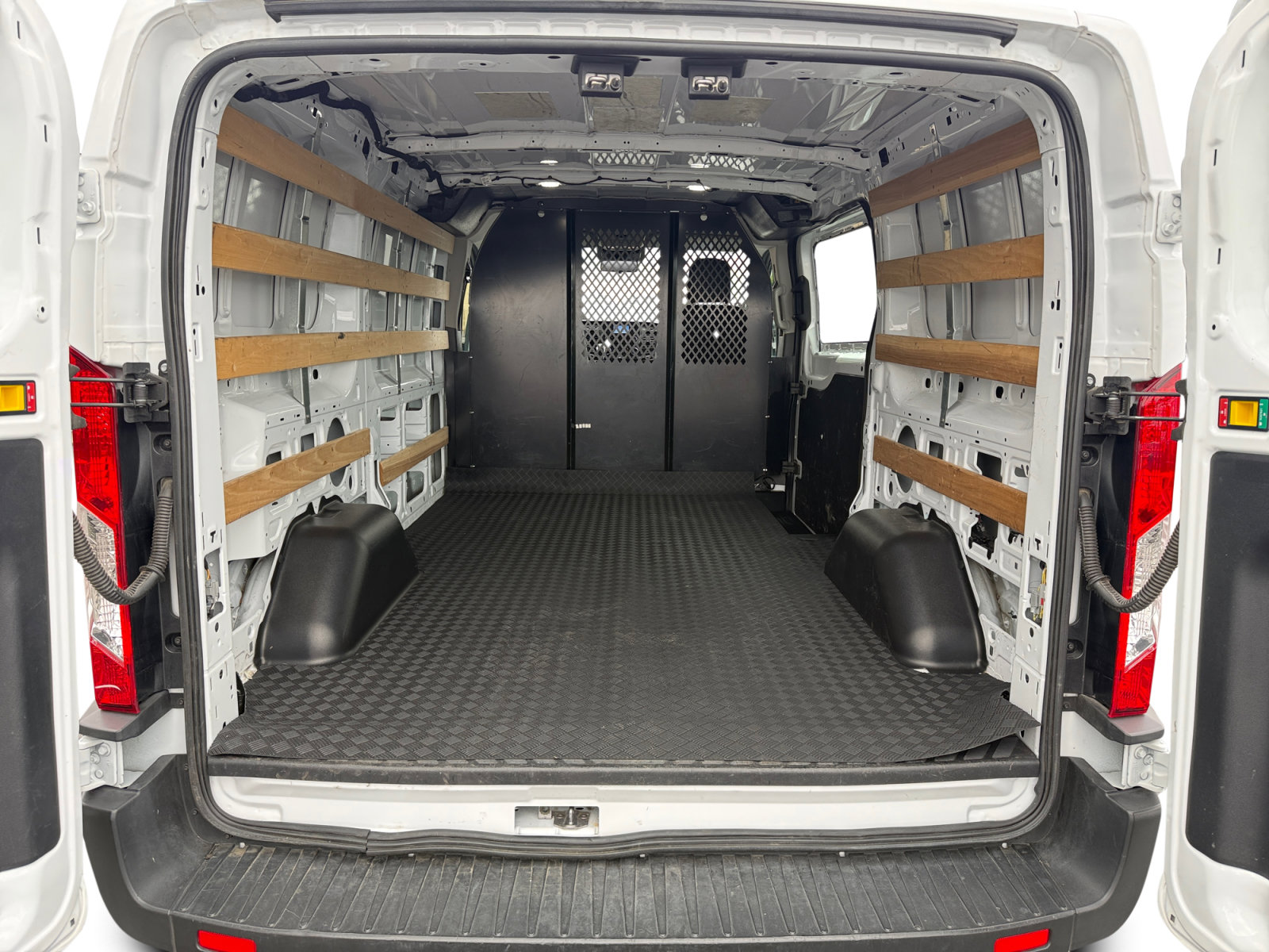 Certified 2025 Ford Transit 250 Low Roof w/ Exterior Upgrade Package RWD image 17