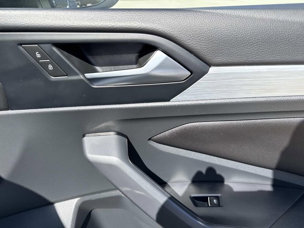 Used 2025 Volkswagen Jetta S FWD image 16