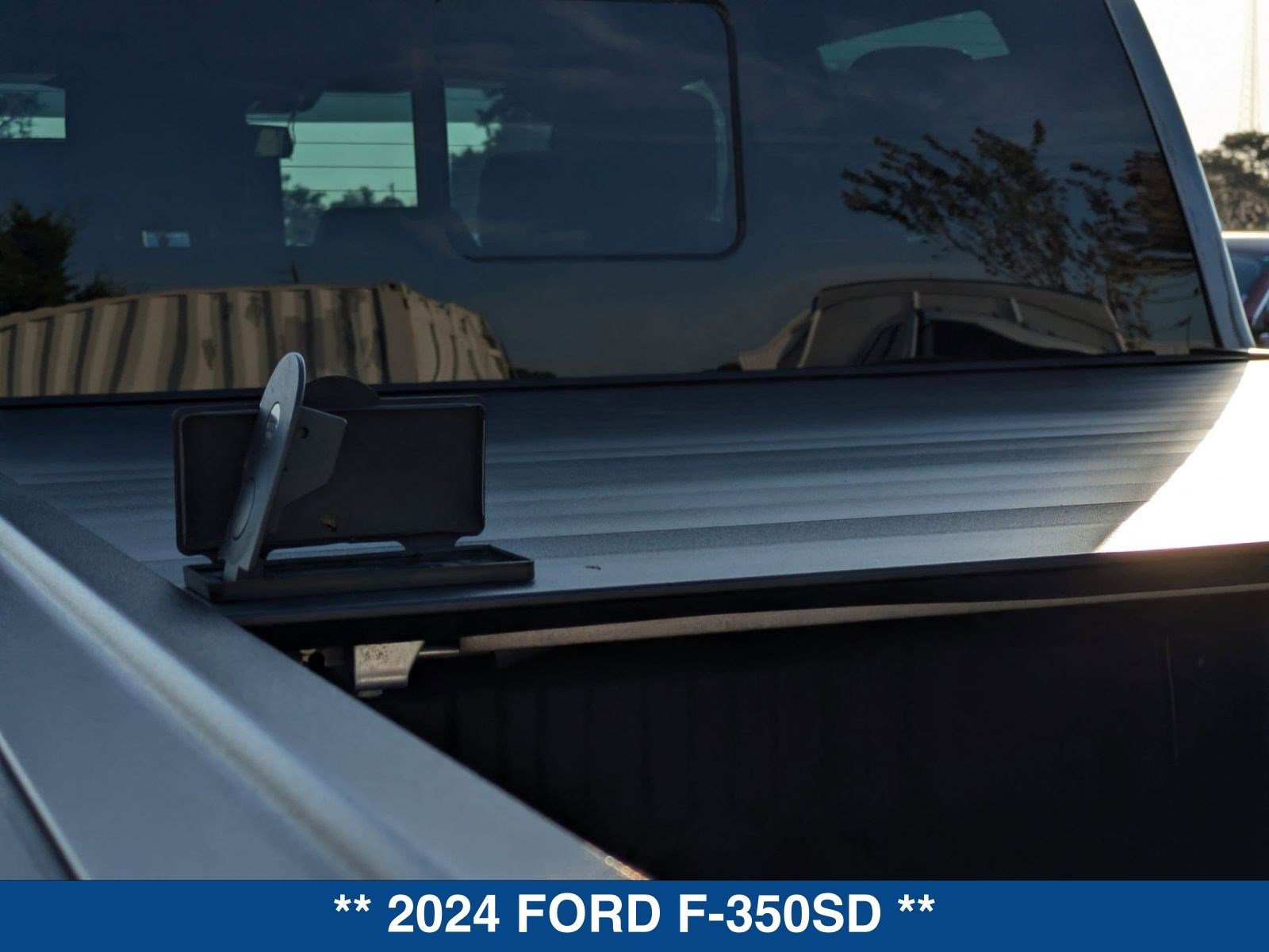 Certified 2024 Ford F350 Platinum image 14