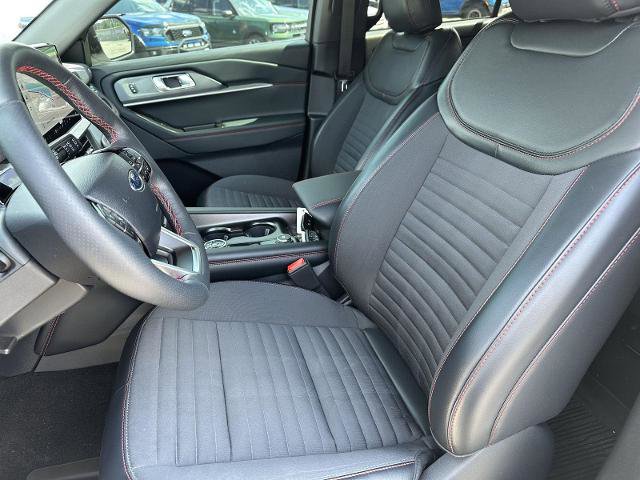 Certified 2025 Ford Explorer ST-Line AWD/4WD image 15