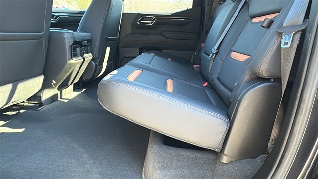 Used 2022 GMC Sierra 1500 AT4 w/ Technology Package image 21