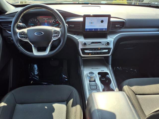 Certified 2022 Ford Explorer XLT w/ Class IV Trailer Tow Package image 10