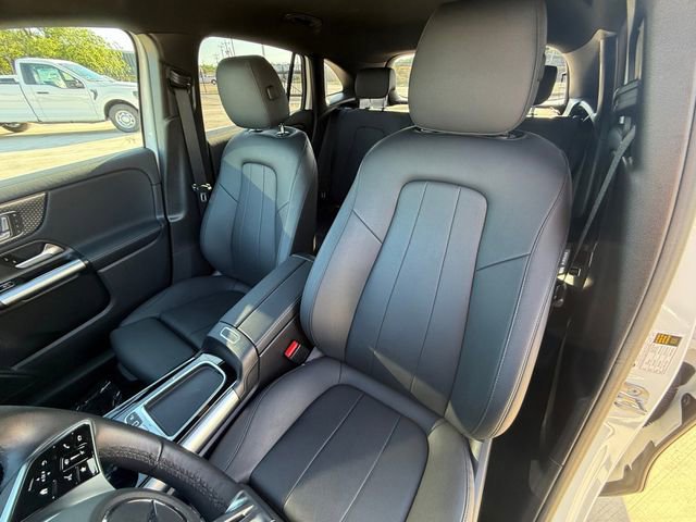 Used 2025 Mercedes-Benz GLA 250 image 28