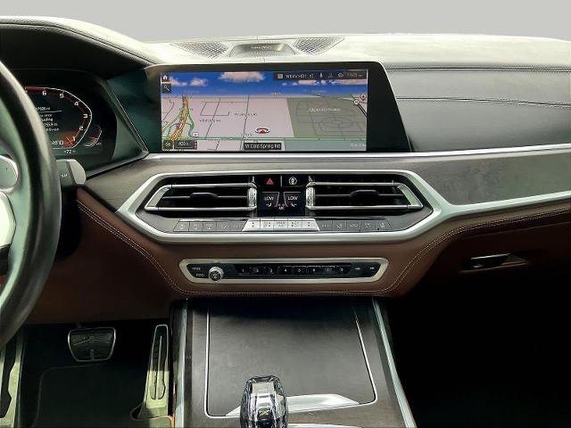 Used 2020 BMW X7 M50i w/ Dynamic Handling Package AWD/4WD image 11