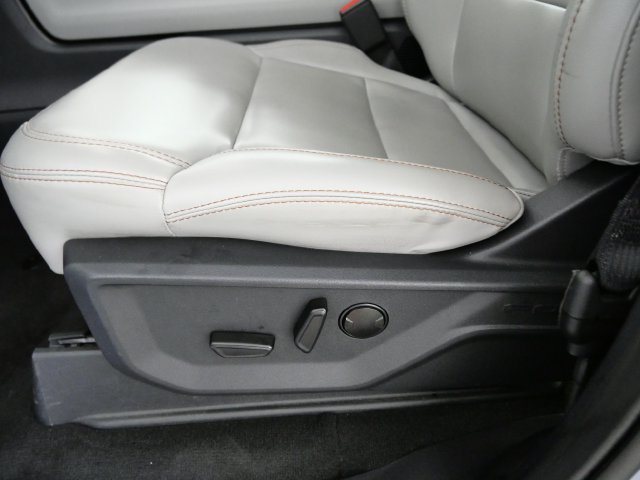 Certified 2025 Ford Expedition Active AWD/4WD image 17