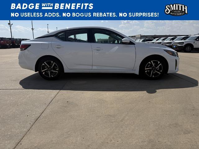 Used 2025 Nissan Sentra SV FWD image 3