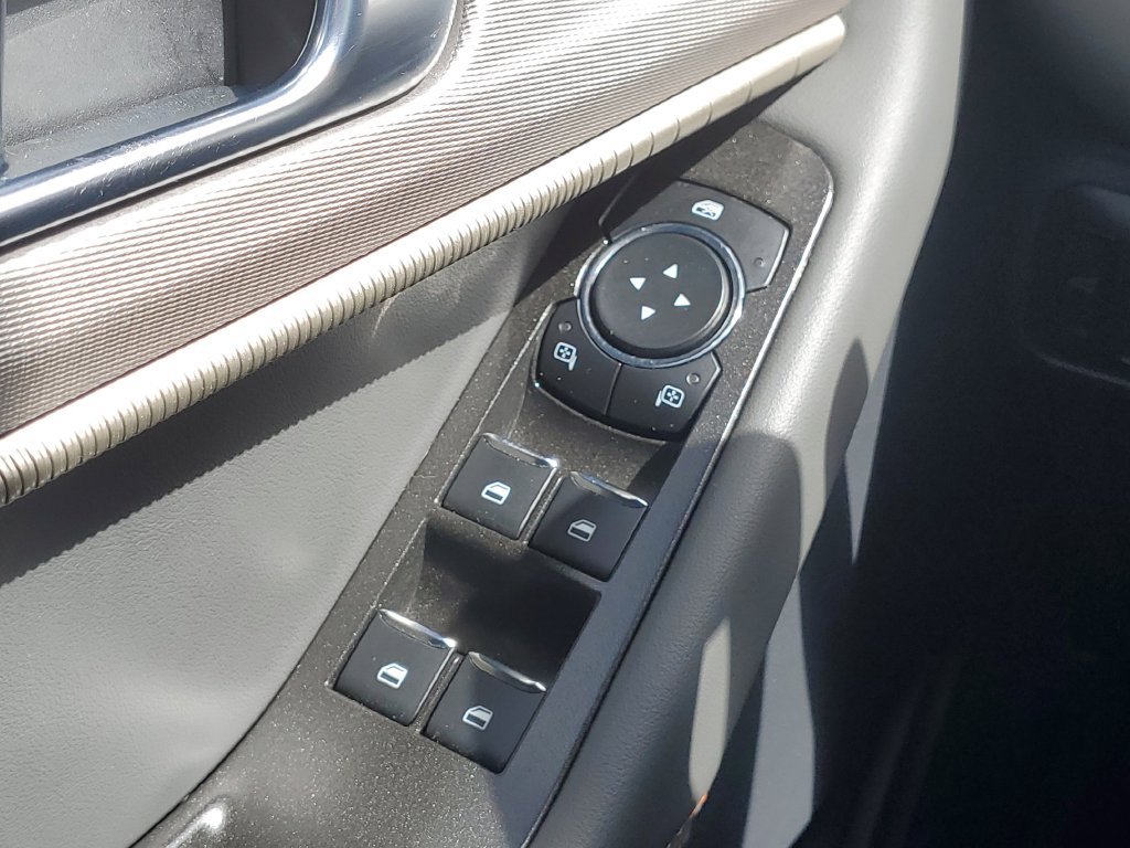 Certified 2025 Ford Explorer Active AWD/4WD image 22