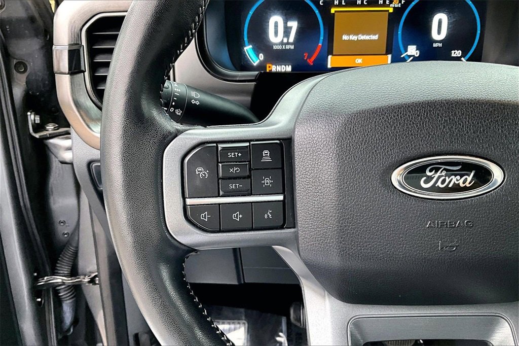 Certified 2022 Ford F150 Lariat w/ Equipment Group 502A High image 17