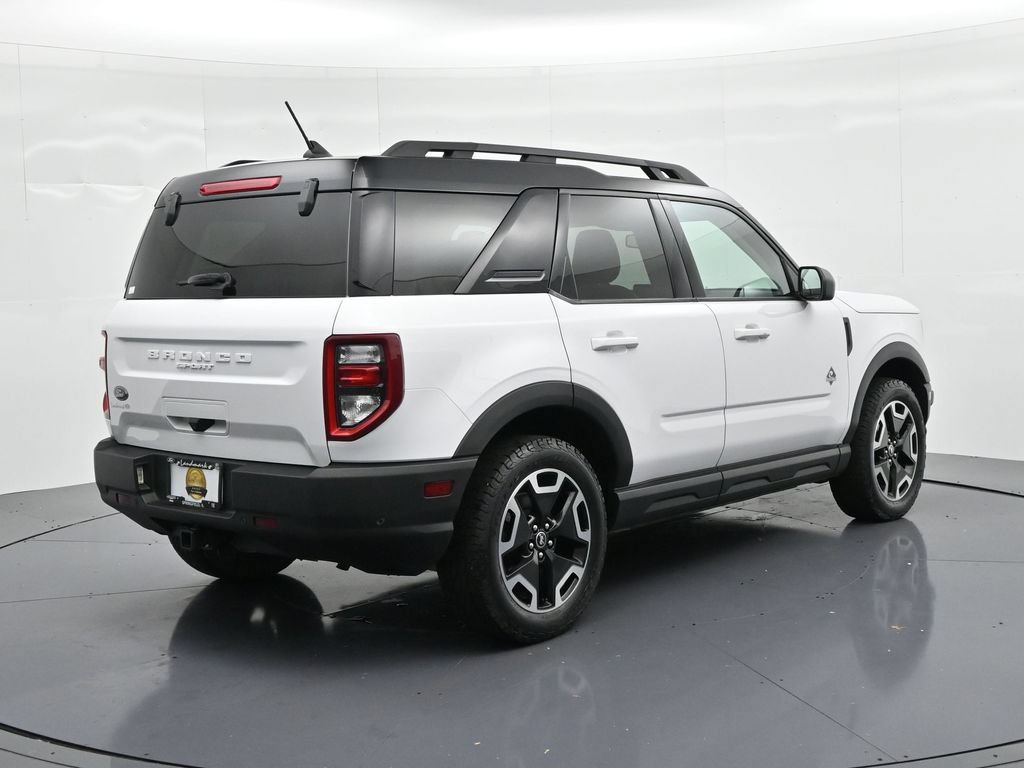 Certified 2022 Ford Bronco Sport Outer Banks w/ Tech Package AWD/4WD image 6
