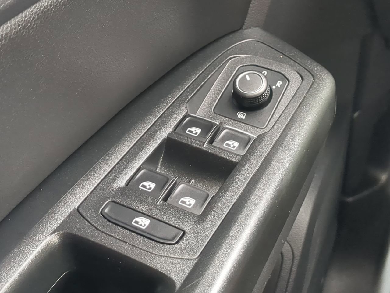 Used 2019 Volkswagen Atlas SEL FWD image 22