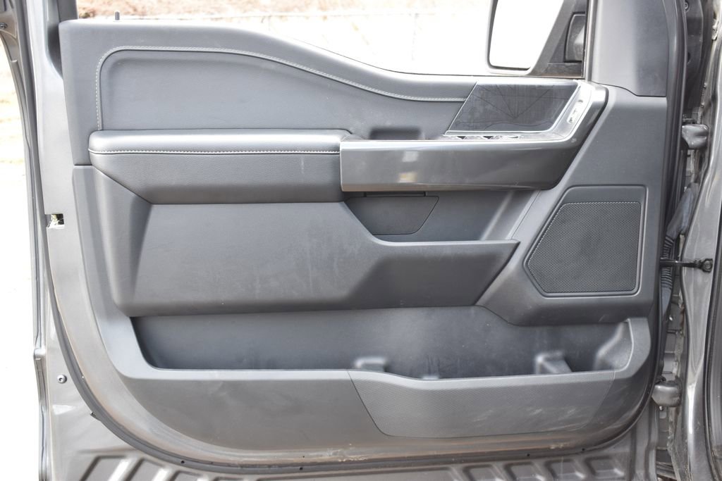 Certified 2022 Ford F150 XLT w/ Equipment Group 302A High image 9