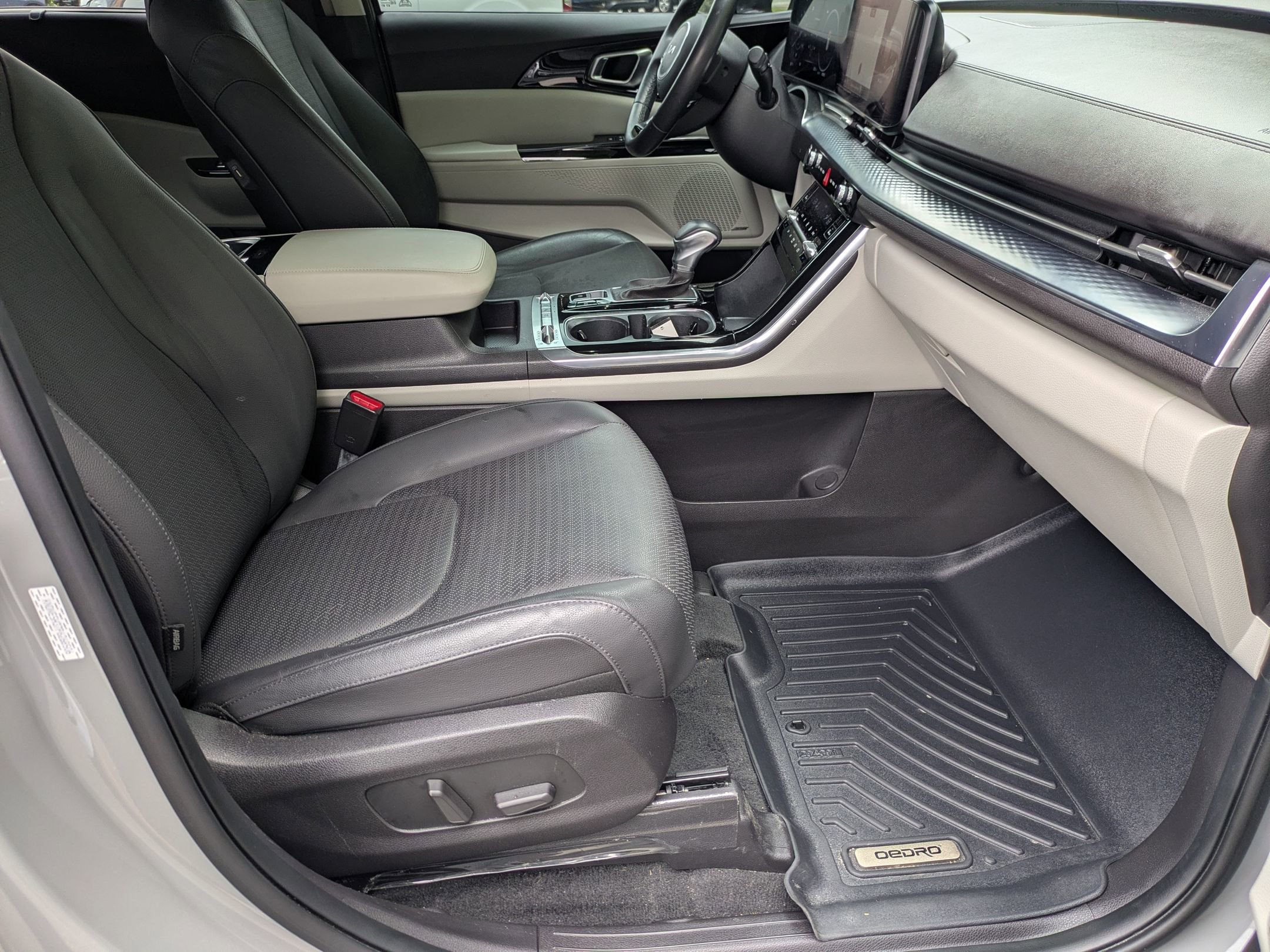 Used 2023 Kia Carnival SX Prestige FWD image 39