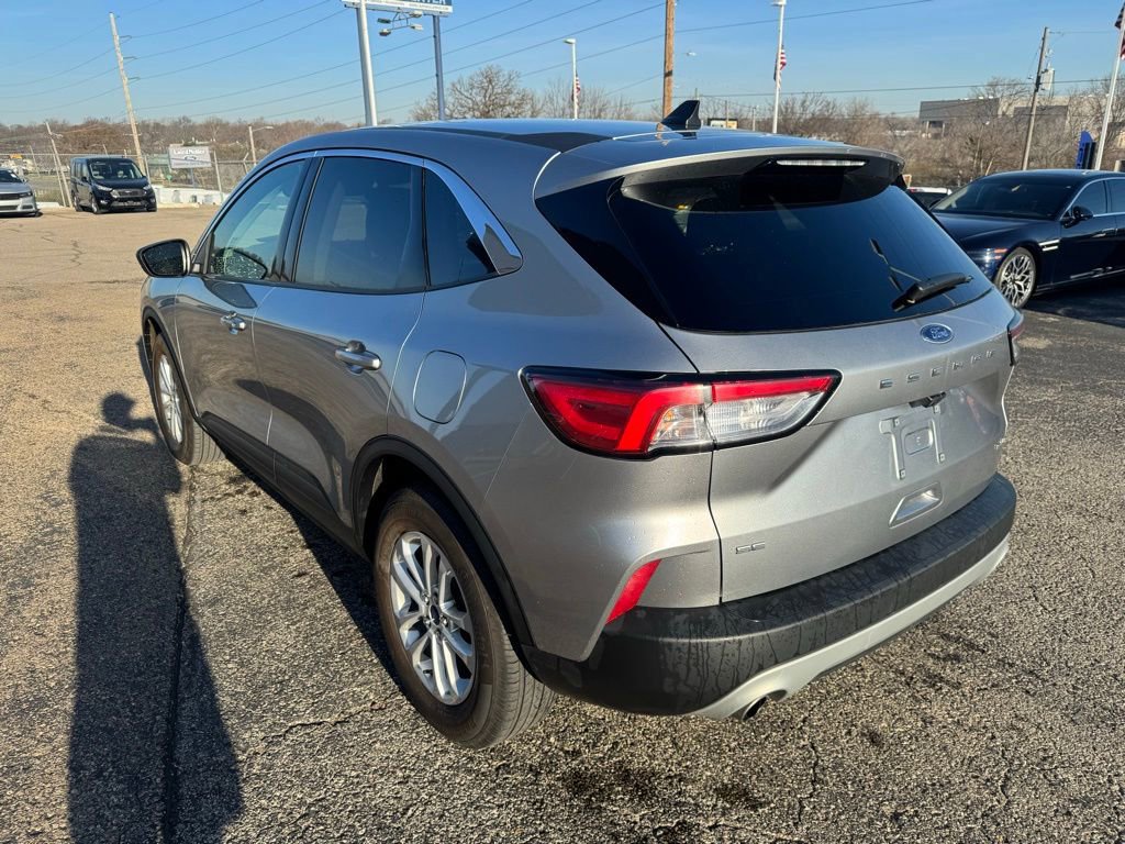 Certified 2022 Ford Escape SE w/ Convenience Package image 2