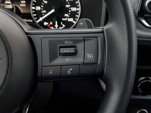 Used 2023 Nissan Rogue S image 17