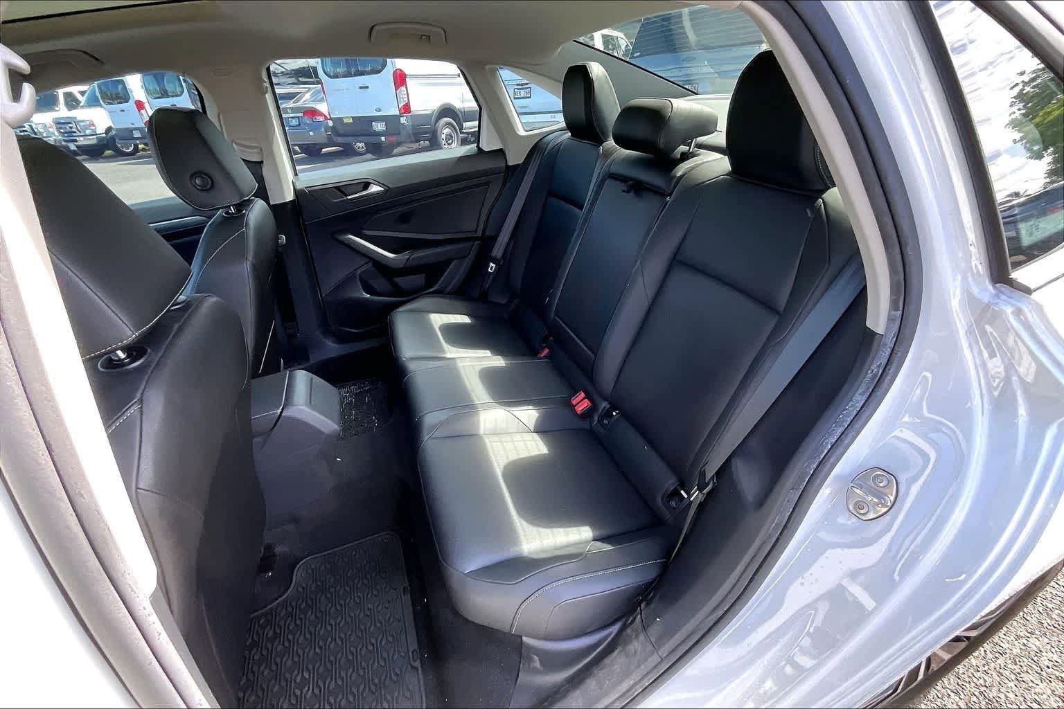 Used 2019 Volkswagen Jetta SEL FWD image 29