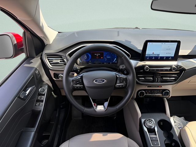 Certified 2022 Ford Escape Titanium AWD/4WD image 7