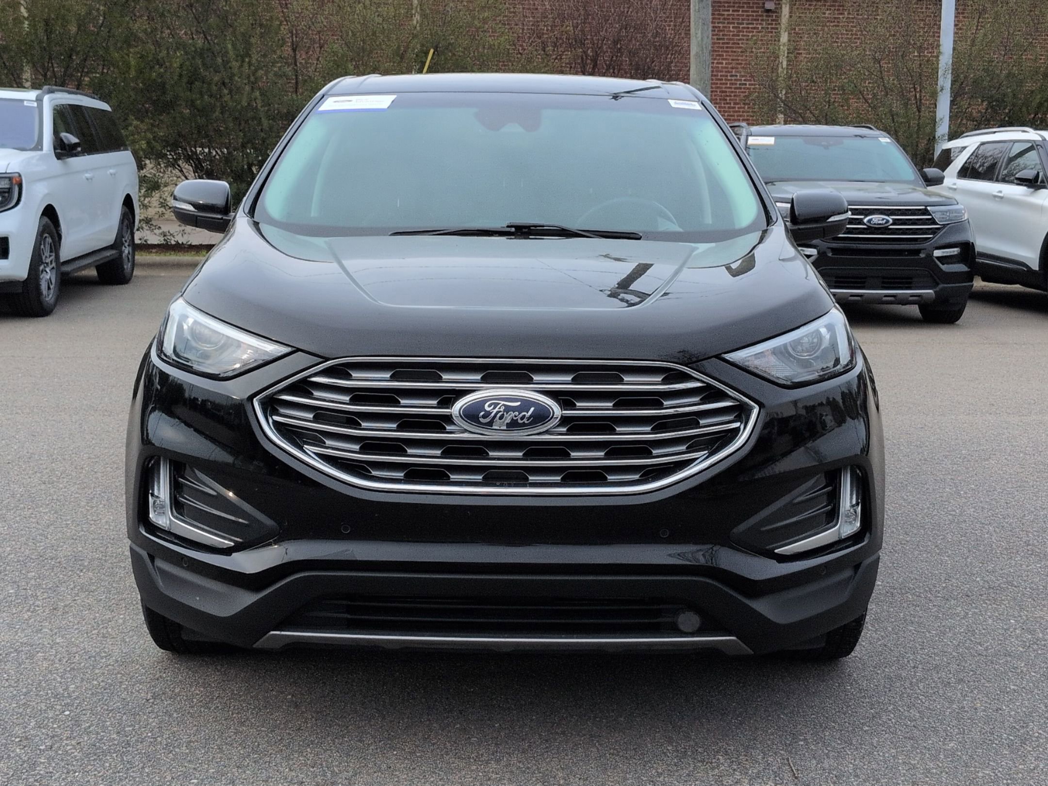 Certified 2022 Ford Edge Titanium image 9