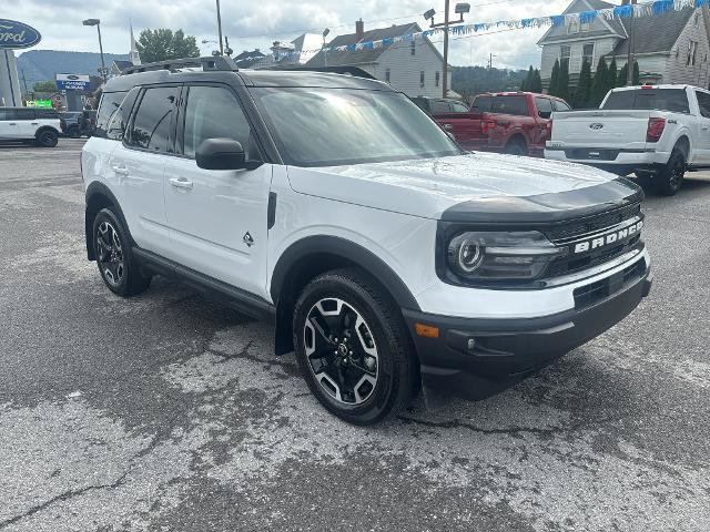 Certified 2024 Ford Bronco Sport Outer Banks w/ Tech Package AWD/4WD image 2