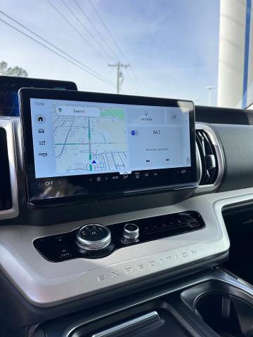 Certified 2025 Ford Expedition Active image 18