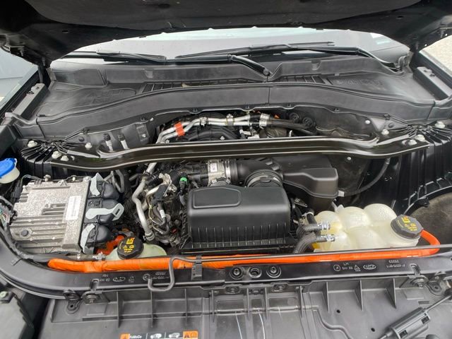 Certified 2021 Ford Explorer Limited w/ Hybrid Equipment Group 310A AWD/4WD image 12