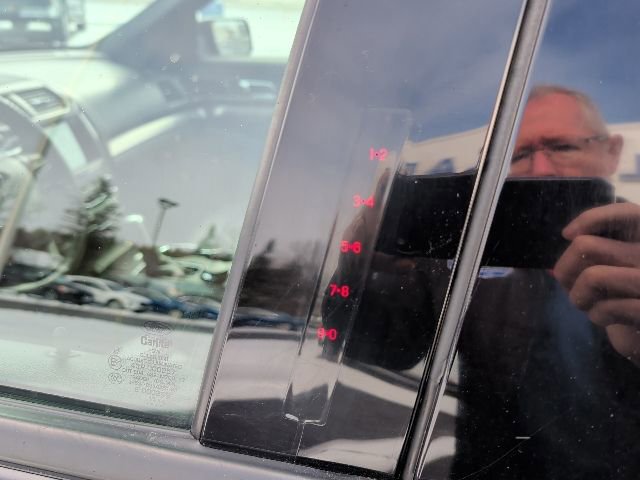 Certified 2018 Ford Explorer XLT w/ Equipment Group 202A image 11