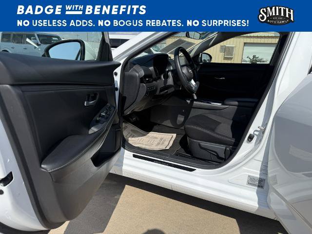 Used 2025 Nissan Sentra SV FWD image 11