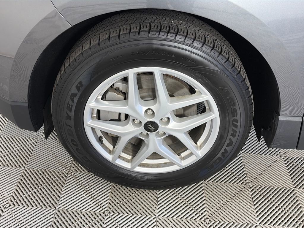 Certified 2024 Ford Edge SEL image 7