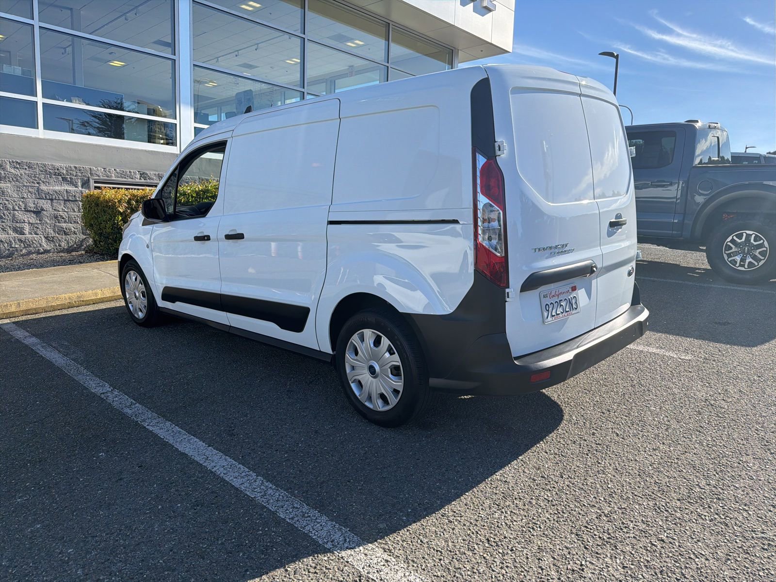Certified 2022 Ford Transit Connect XL image 7