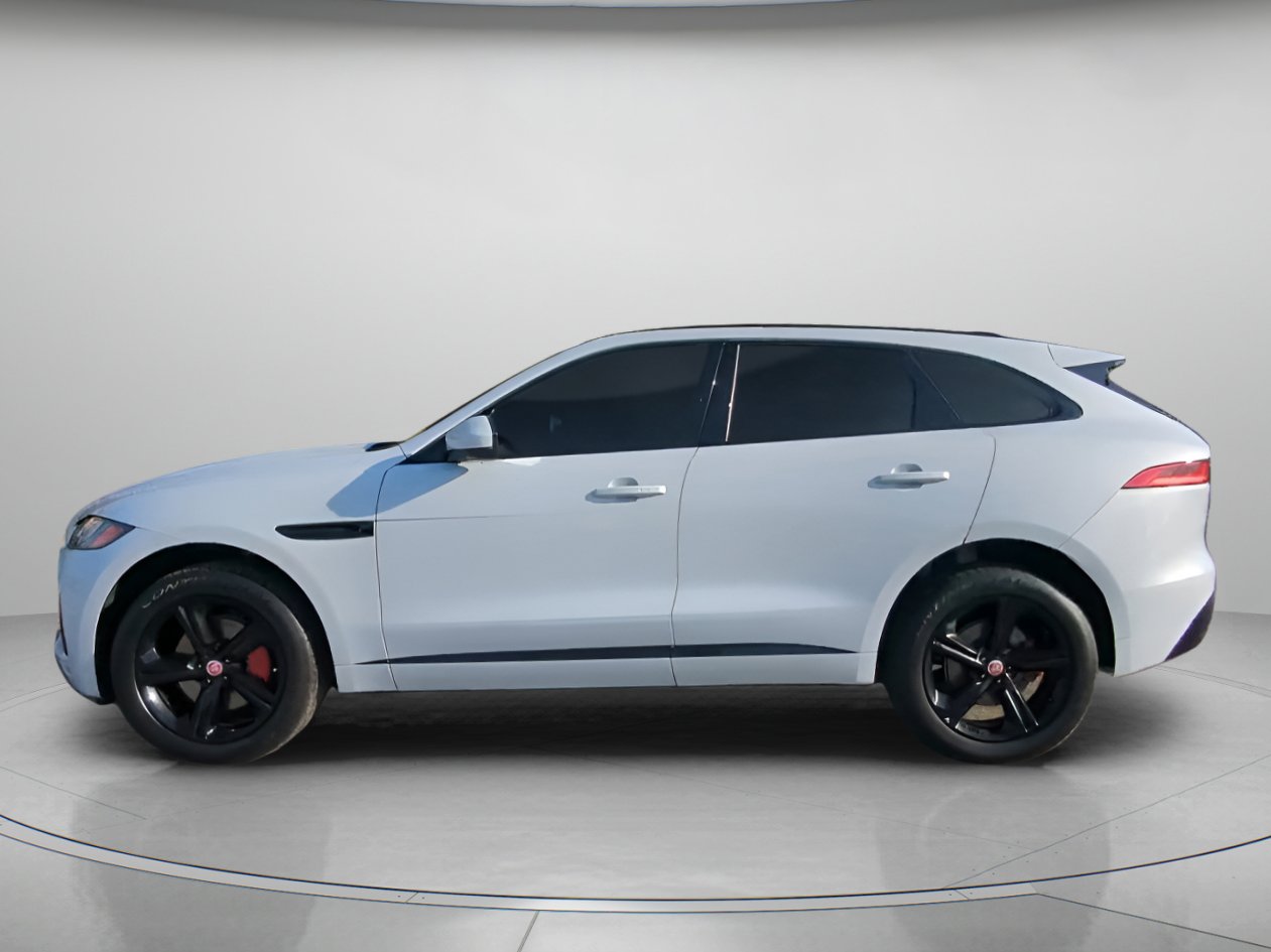 Used 2019 Jaguar F-PACE S image 12