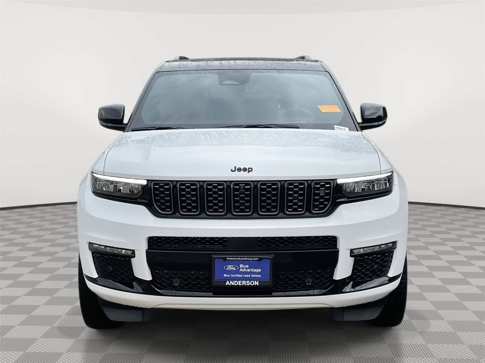 Used 2025 Jeep Grand Cherokee L Summit w/ Advanced Protech Group IV AWD/4WD image 4