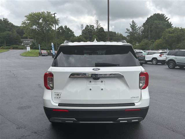 Certified 2022 Ford Explorer XLT w/ Equipment Group 202A AWD/4WD image 6