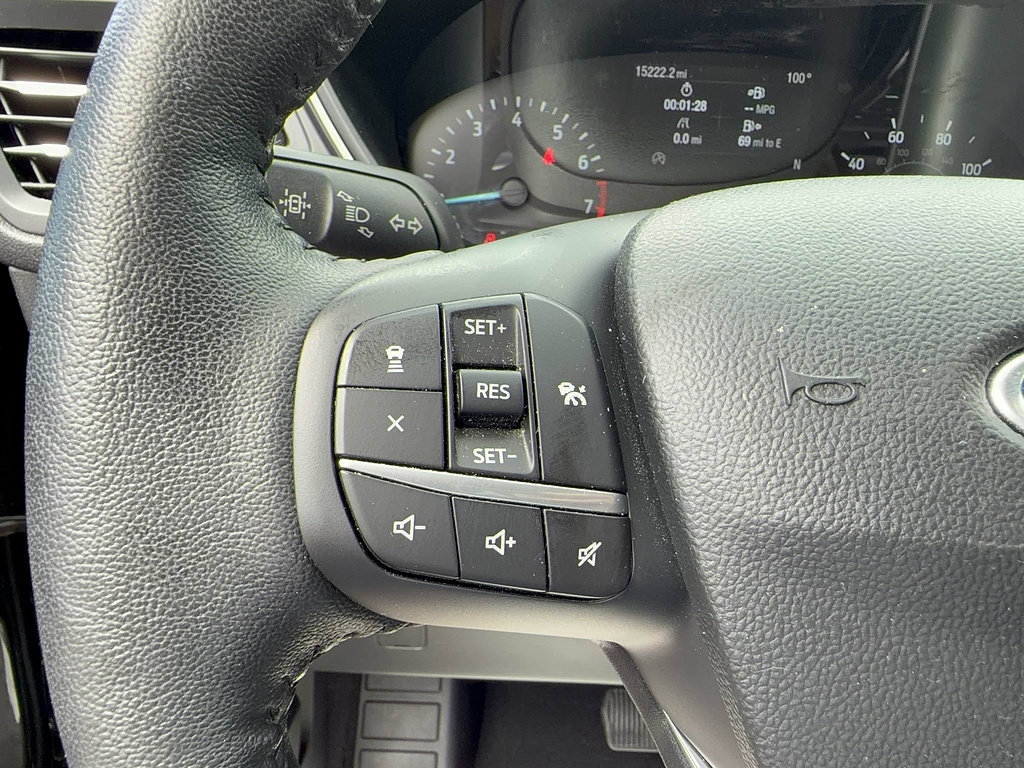 Certified 2020 Ford Escape SEL FWD image 25