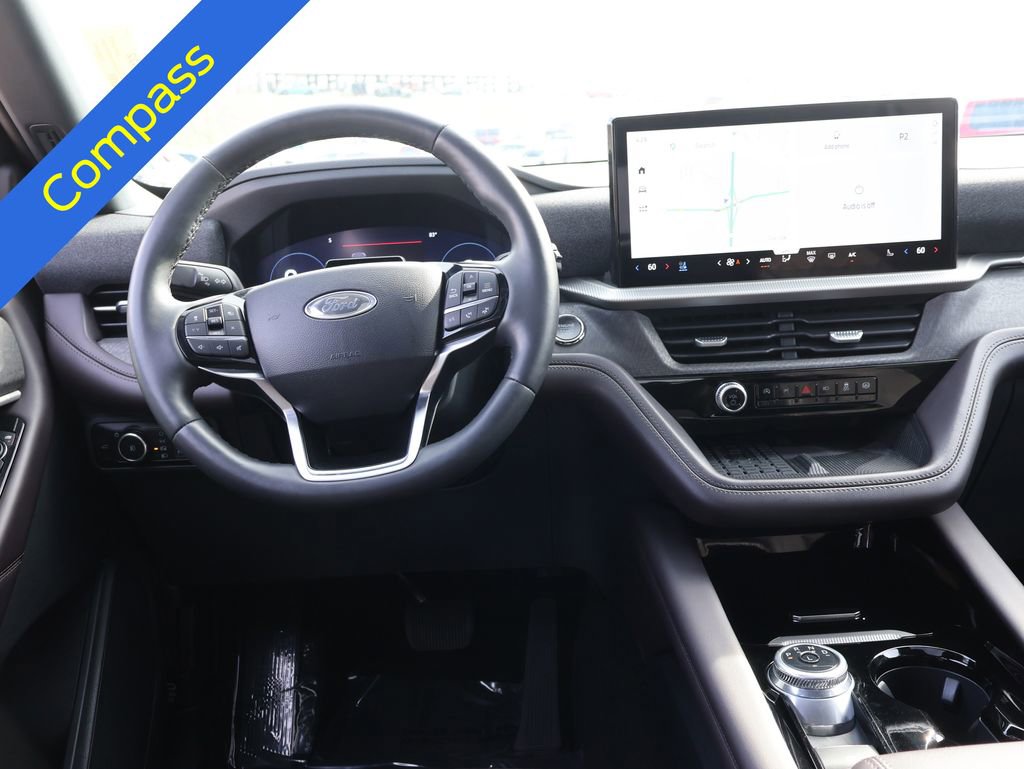 Certified 2025 Ford Explorer Platinum w/ LUX Leather Package AWD/4WD image 21