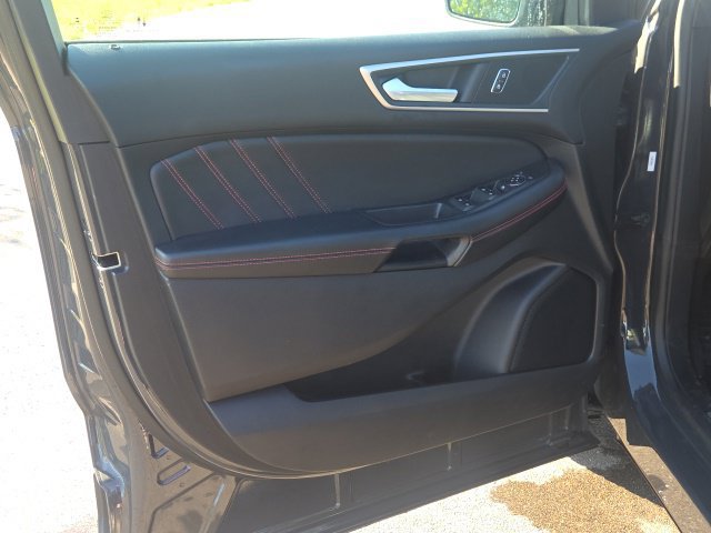 Certified 2021 Ford Edge ST-Line FWD image 25
