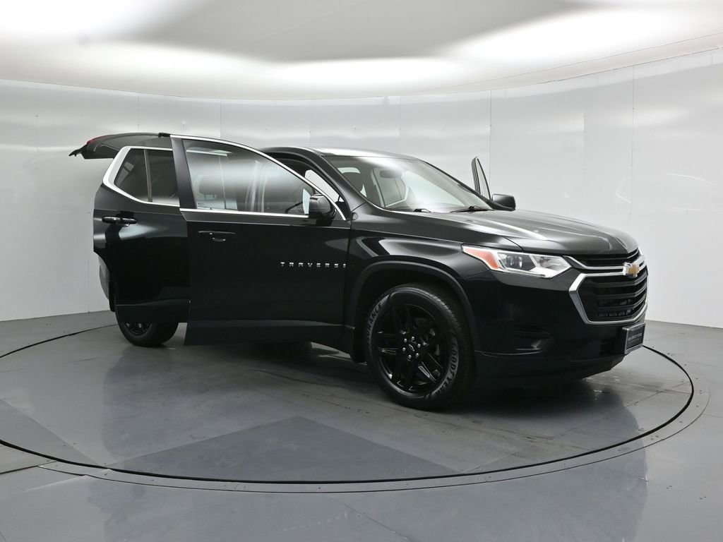 Used 2020 Chevrolet Traverse LS FWD image 30