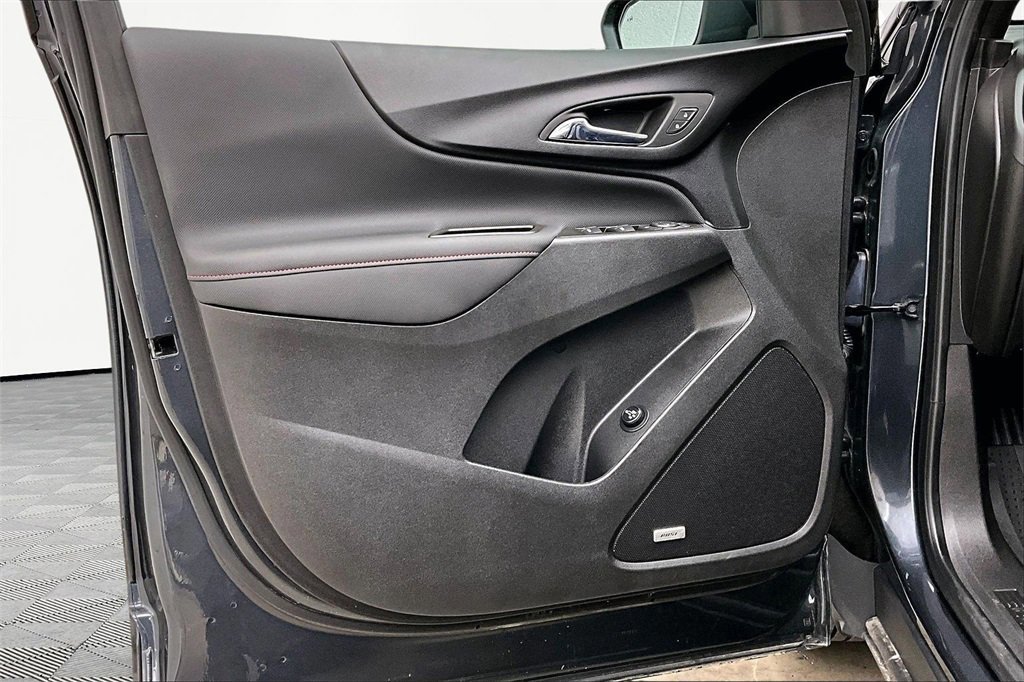 Used 2023 Chevrolet Equinox RS w/ RS Leather Package image 23
