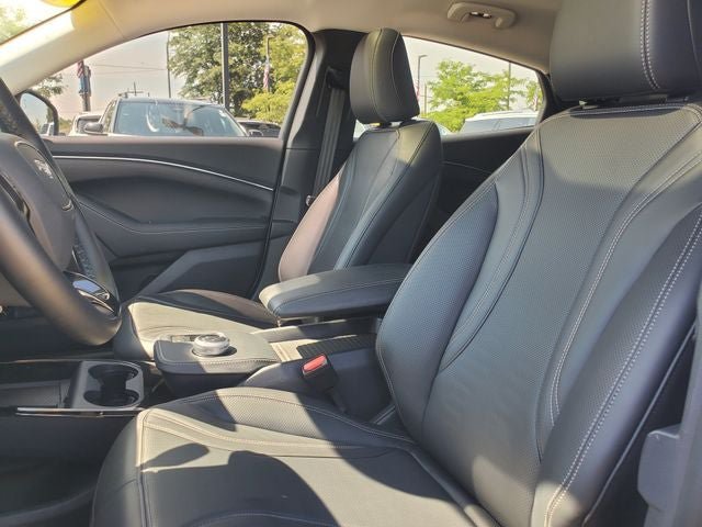 Certified 2024 Ford Mustang Mach-E Premium AWD/4WD image 5