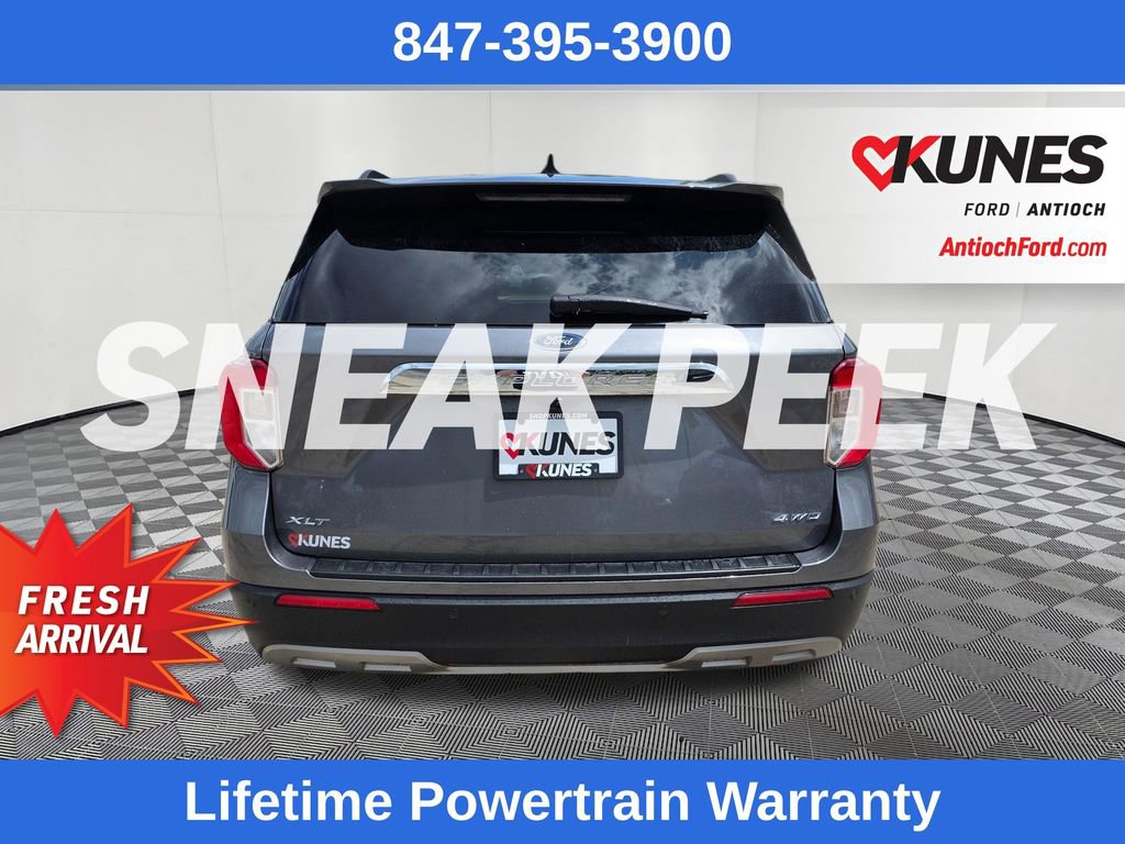 Certified 2022 Ford Explorer XLT w/ Equipment Group 202A AWD/4WD image 6