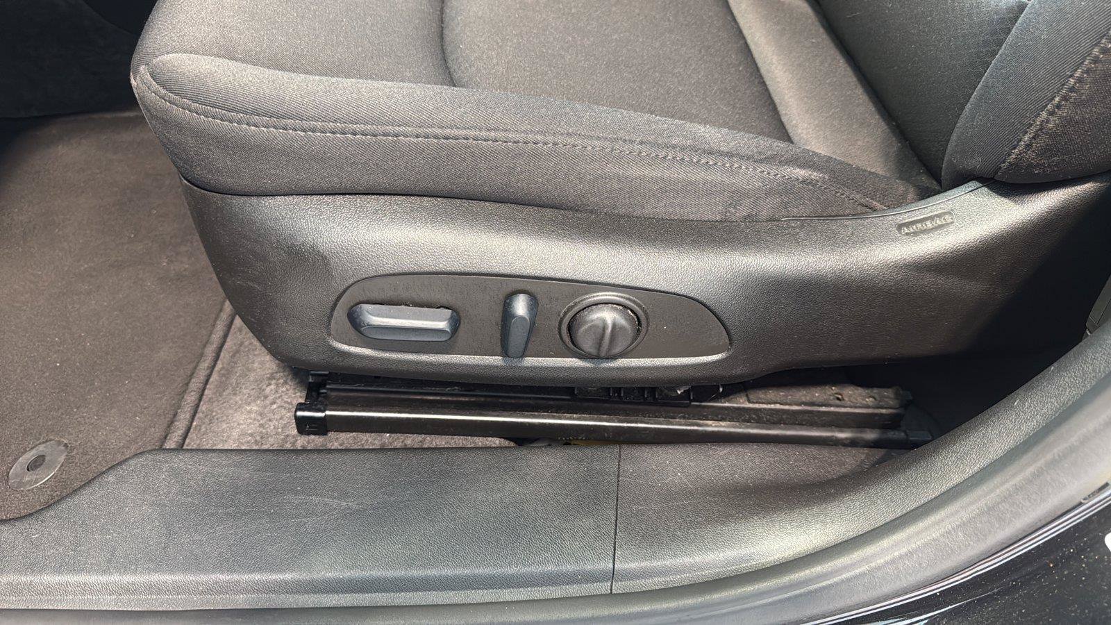 Used 2024 Chevrolet Malibu LT FWD image 26