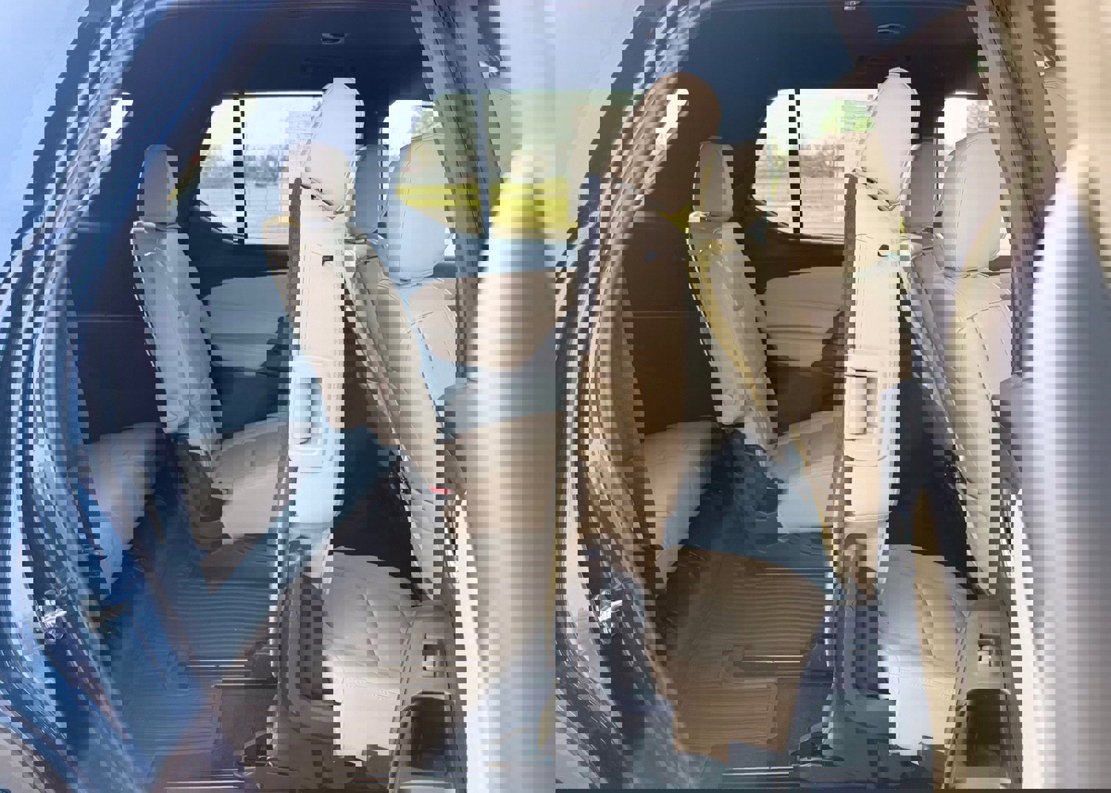 Used 2023 Chevrolet Traverse LT image 20