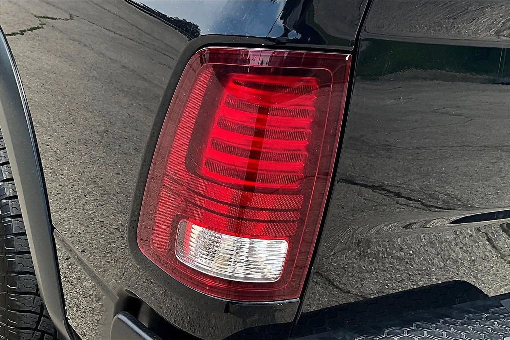 Used 2022 RAM 1500 Warlock AWD/4WD image 18